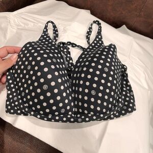 🤩Victoria's Secret Black and White Polka Dot Wireless Bra